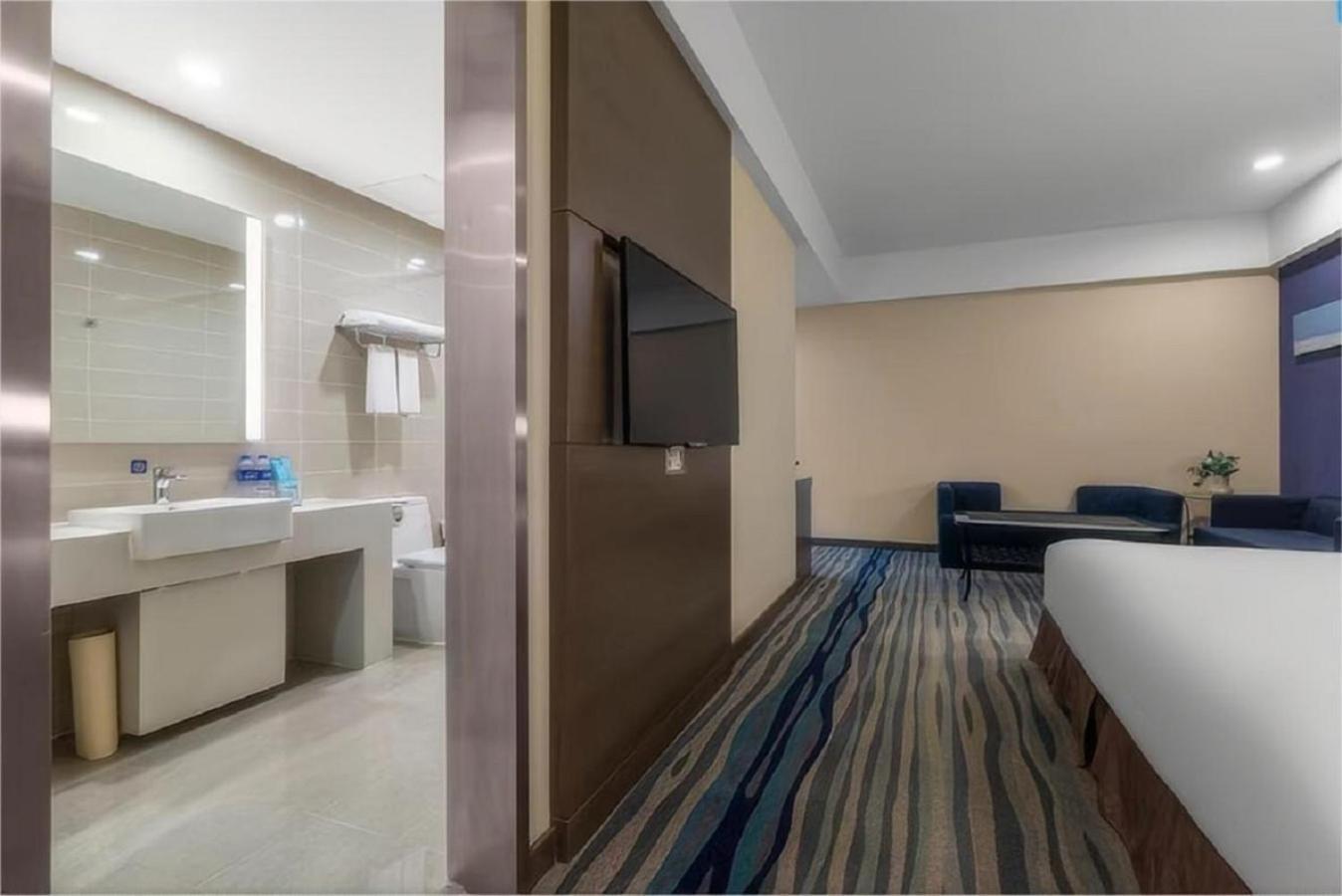 Holiday Inn Express Shenyang North Station By Ihg Zewnętrze zdjęcie
