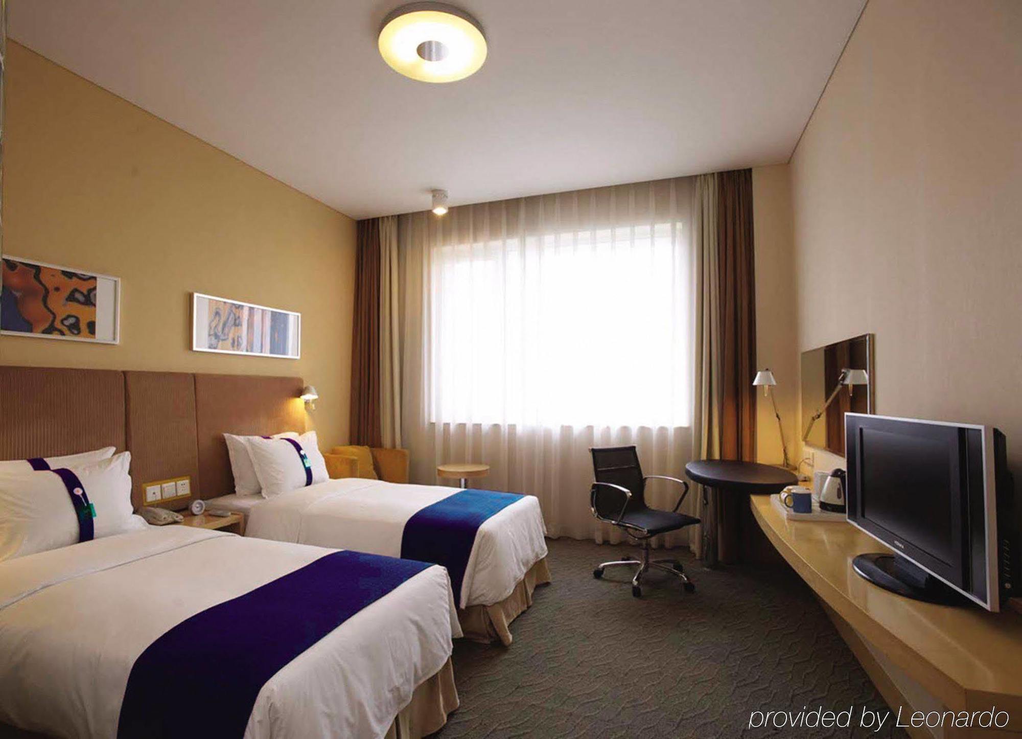 Holiday Inn Express Shenyang North Station By Ihg Zewnętrze zdjęcie